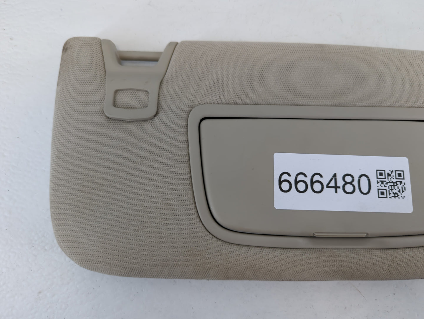 2017-2020 Ford Fusion Sun Visor Shade Replacement Passenger Right Mirror Fits Fits 2017 2018 2019 2020 OEM Used Auto Parts -