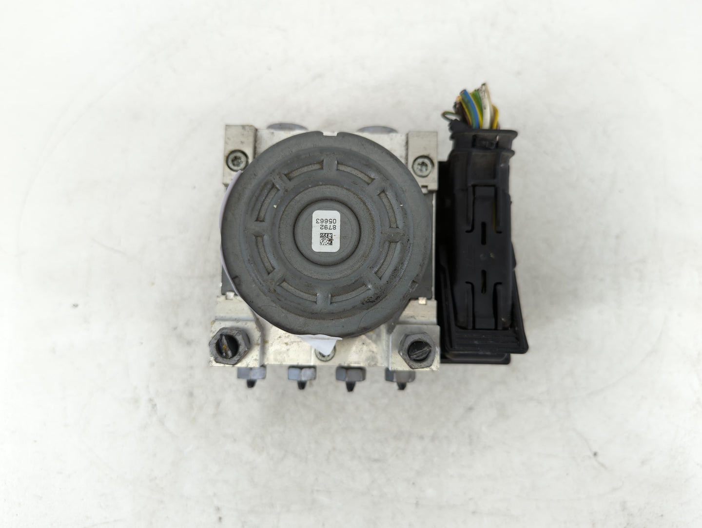 2017-2018 Ford Fusion ABS Pump Control Module Replacement P/N:HG9C-2B373-AF Fits Fits 2017 2018 OEM Used Auto Parts - Oemuse
