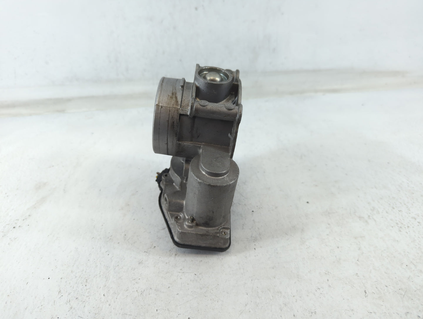 2013-2020 Ford Fusion Throttle Body P/N:DS7E-9F991-AJ Fits Fits 2013 2014 2015 2016 2017 2018 2019 2020 2021 2022 OEM Used A