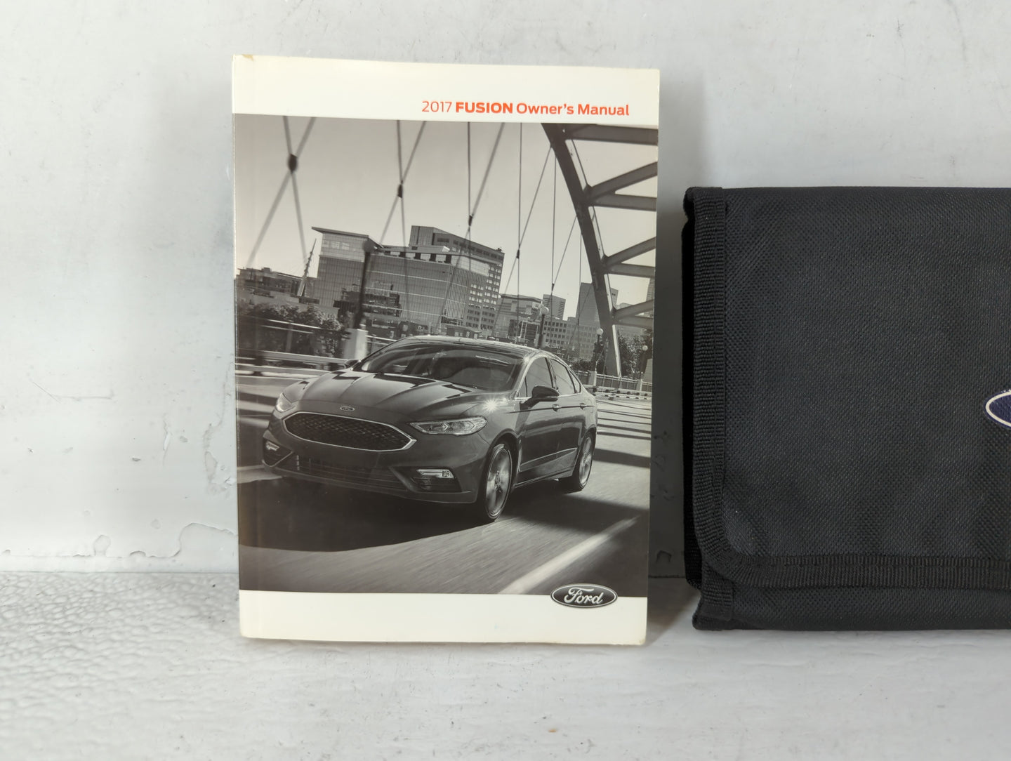 2017 Ford Fusion Owners Manual Book Guide P/N:HE5J 19A321 AB OEM Used Auto Parts - Oemusedautoparts1.com