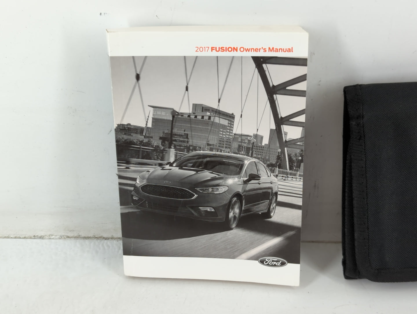 2017 Ford Fusion Owners Manual Book Guide P/N:HE5J 19A321 AB OEM Used Auto Parts - Oemusedautoparts1.com