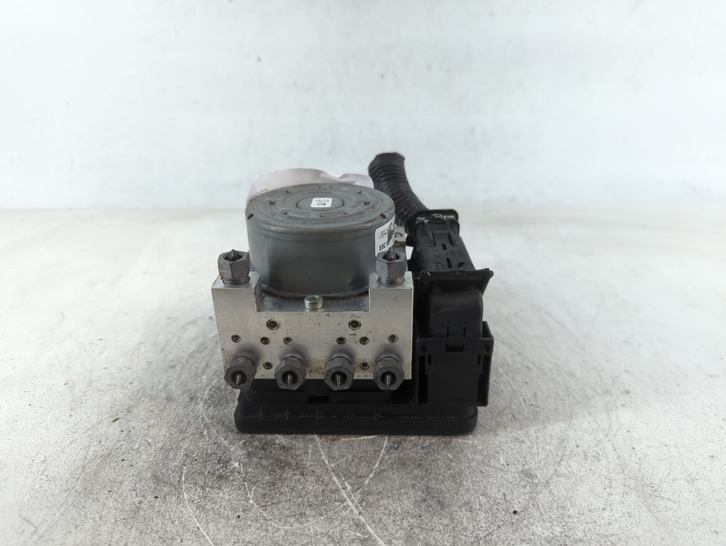 2017-2018 Ford Fusion ABS Pump Control Module Replacement P/N:HG9C-2B373-BG Fits Fits 2017 2018 OEM Used Auto Parts - Oemuse