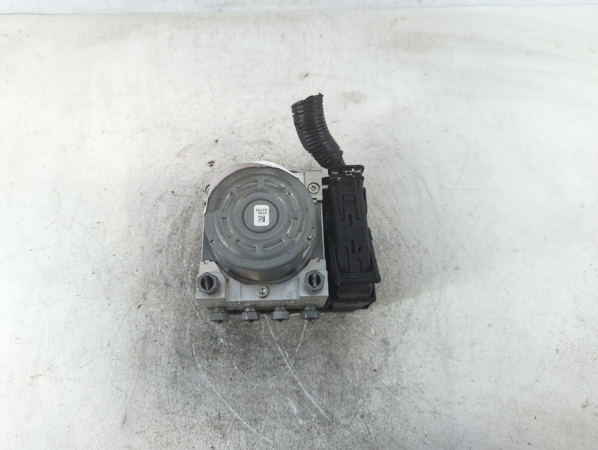 2017-2018 Ford Fusion Anti-Lock Brake ABS Pump Module Actuator OEM P/N:HG9C-2B373-BG Fits Fits 2017 2018 OEM Used Auto Parts