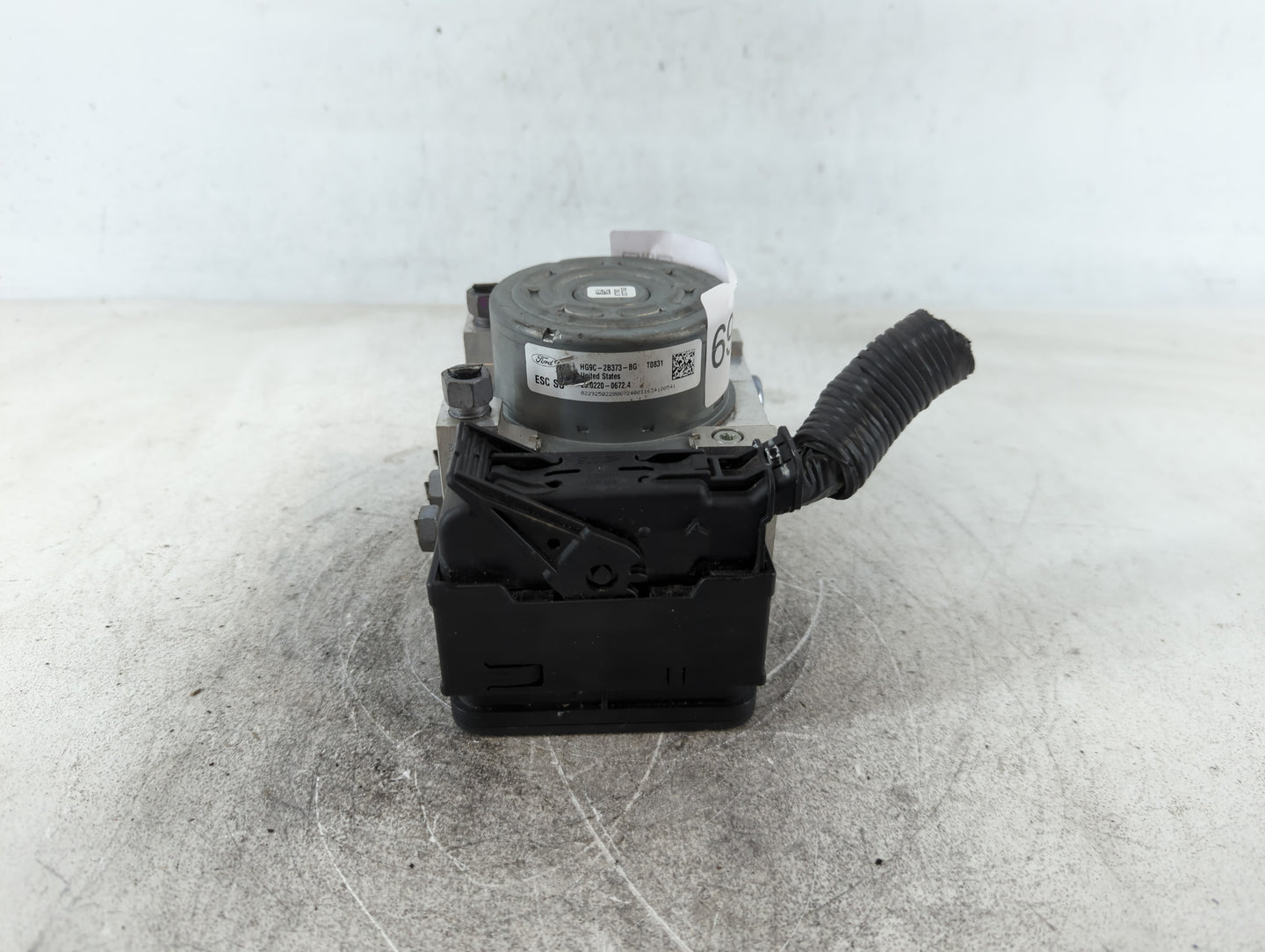 2017-2018 Ford Fusion ABS Pump Control Module Replacement P/N:HG9C-2B373-BG Fits Fits 2017 2018 OEM Used Auto Parts - Oemuse