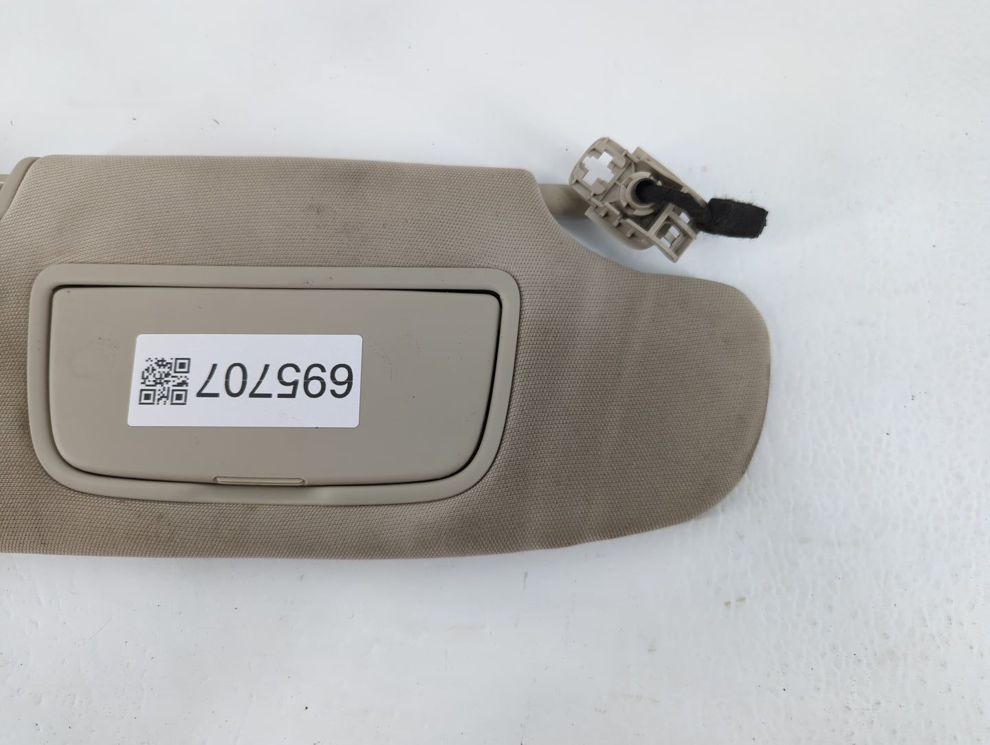 2017-2020 Ford Fusion Sun Visor Shade Replacement Passenger Right Mirror Fits Fits 2017 2018 2019 2020 OEM Used Auto Parts -