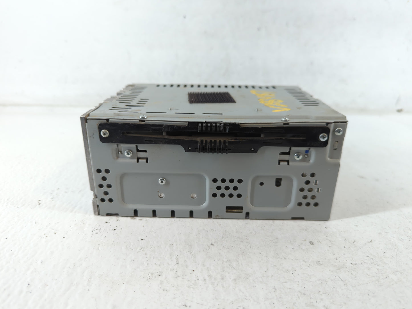 2017-2020 Ford Fusion Radio AM FM Cd Player Receiver Replacement P/N:FS7T-19C107-YD Fits Fits 2017 2018 2019 2020 OEM Used A