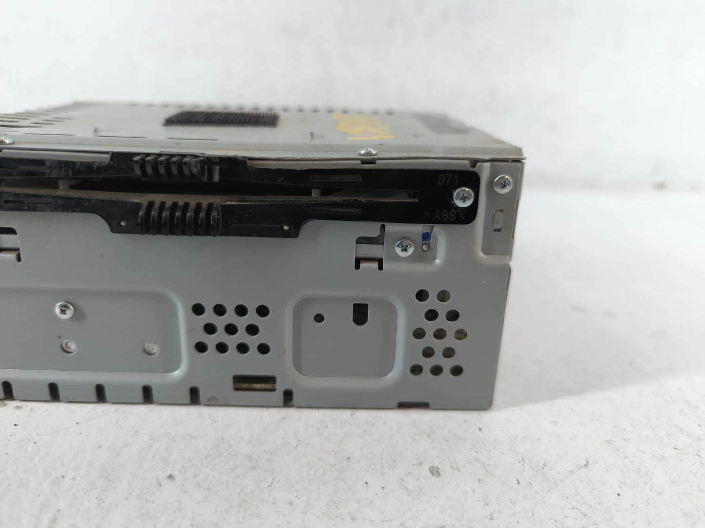 2017-2020 Ford Fusion Radio AM FM Cd Player Receiver Replacement P/N:FS7T-19C107-YD Fits Fits 2017 2018 2019 2020 OEM Used A