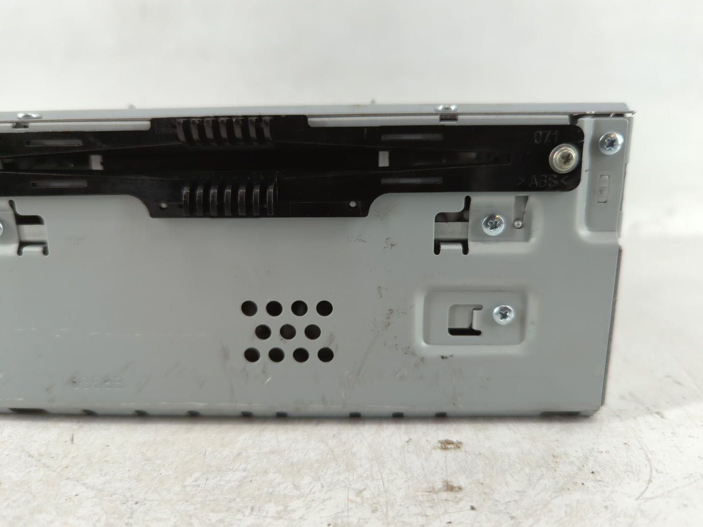 2017-2020 Ford Fusion Am Fm Cd Player Radio Receiver - Oemusedautoparts1.com