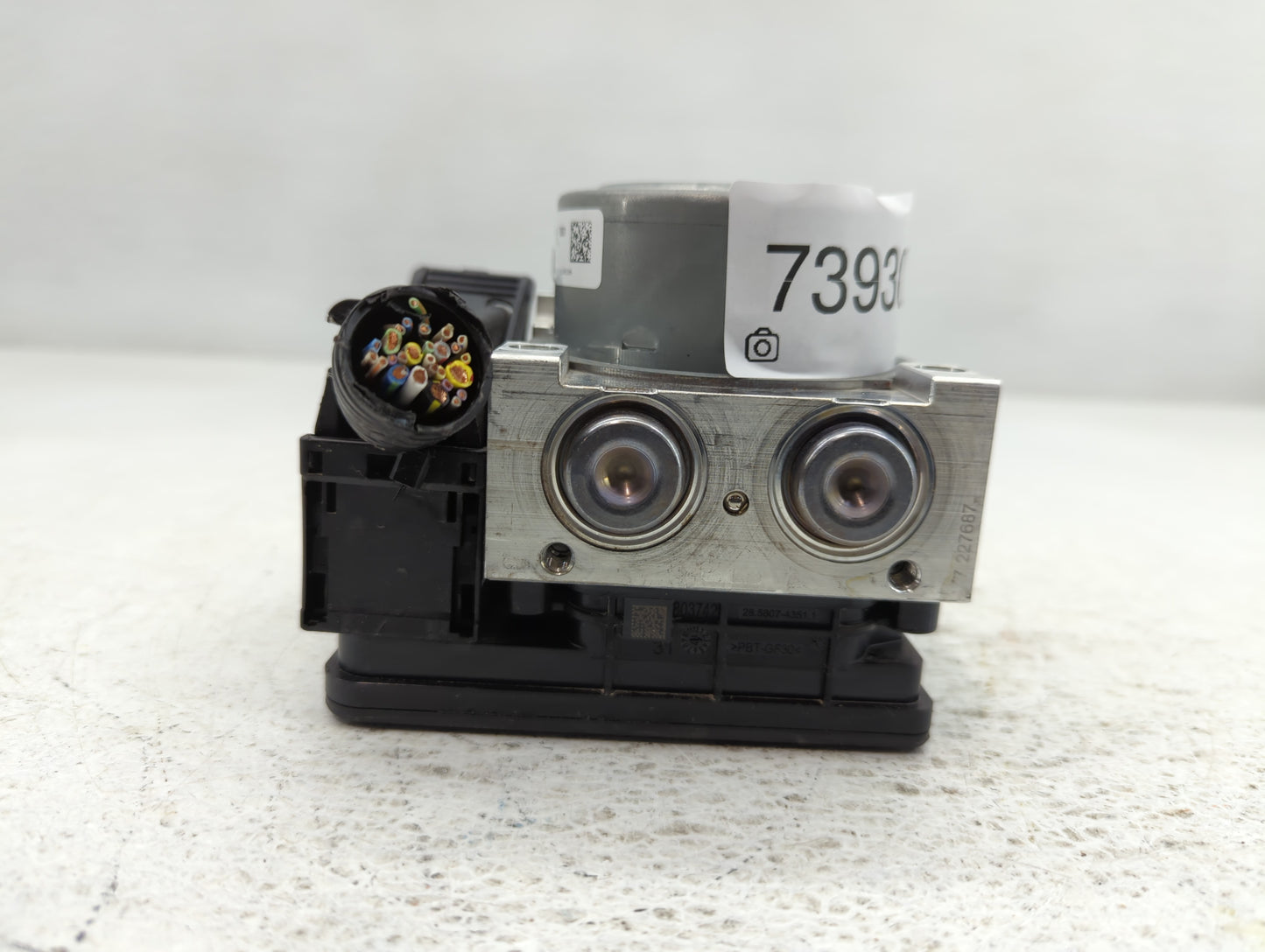 2017-2018 Ford Fusion ABS Pump Control Module Replacement P/N:HG9C-2B373-BH HG9C-2B373-BG Fits Fits 2017 2018 OEM Used Auto 