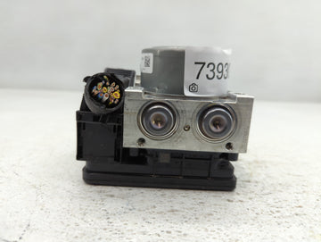 2017-2018 Ford Fusion ABS Pump Control Module Replacement P/N:HG9C-2B373-BH HG9C-2B373-BG Fits Fits 2017 2018 OEM Used Auto 
