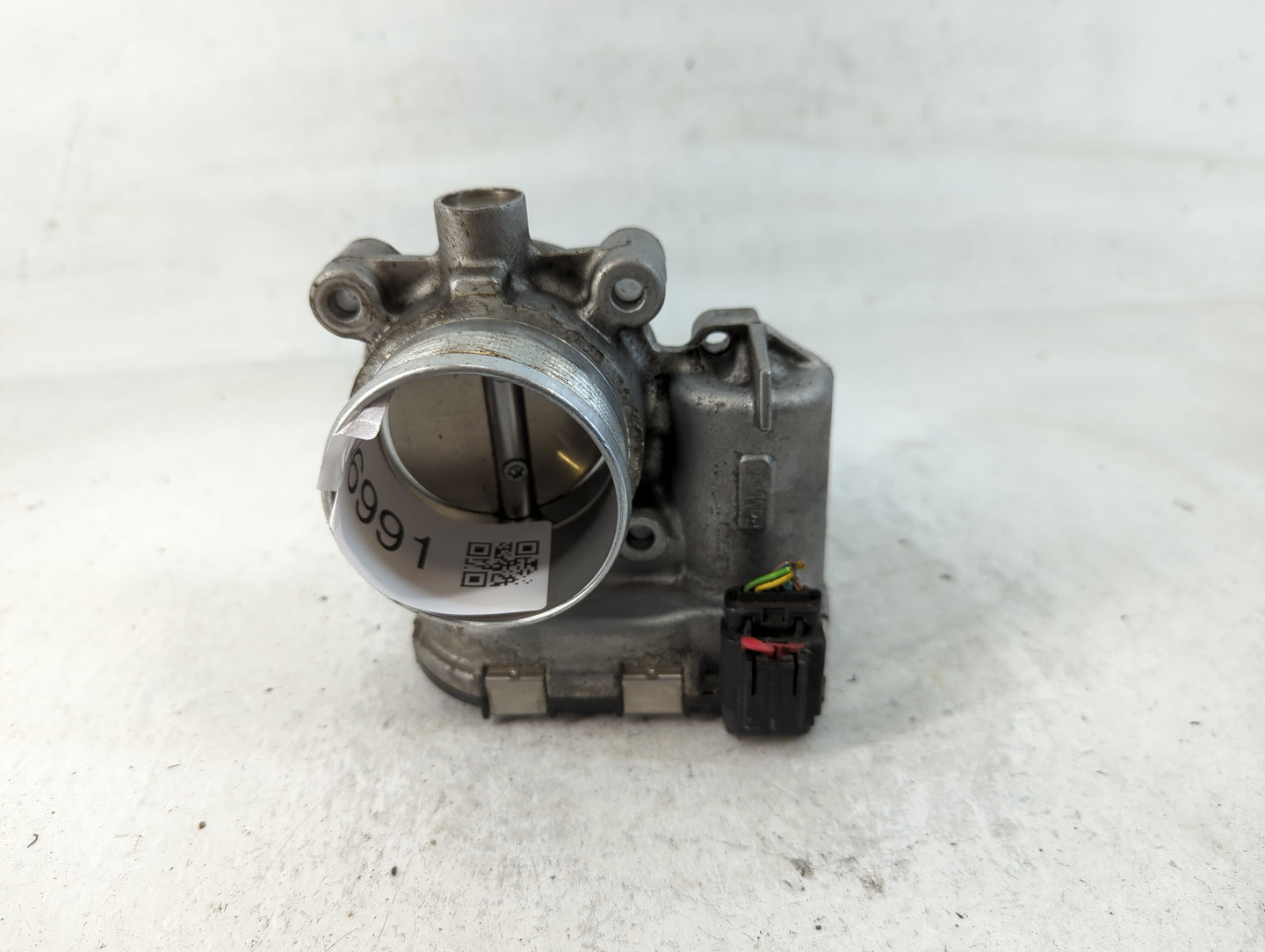 2014-2020 Ford Fusion Throttle Body P/N:DS7E-9F991-BB Fits Fits 2014 2015 2016 2017 2018 2019 2020 2021 2022 OEM Used Auto P