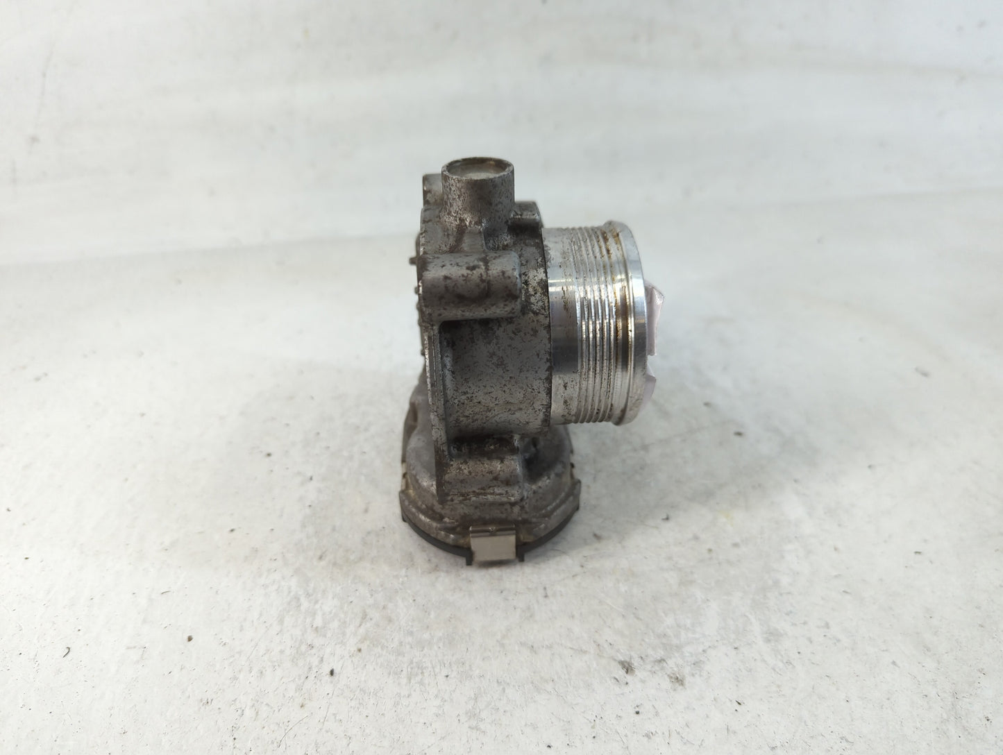 2014-2020 Ford Fusion Throttle Body P/N:DS7E-9F991-BB Fits Fits 2014 2015 2016 2017 2018 2019 2020 2021 2022 OEM Used Auto P