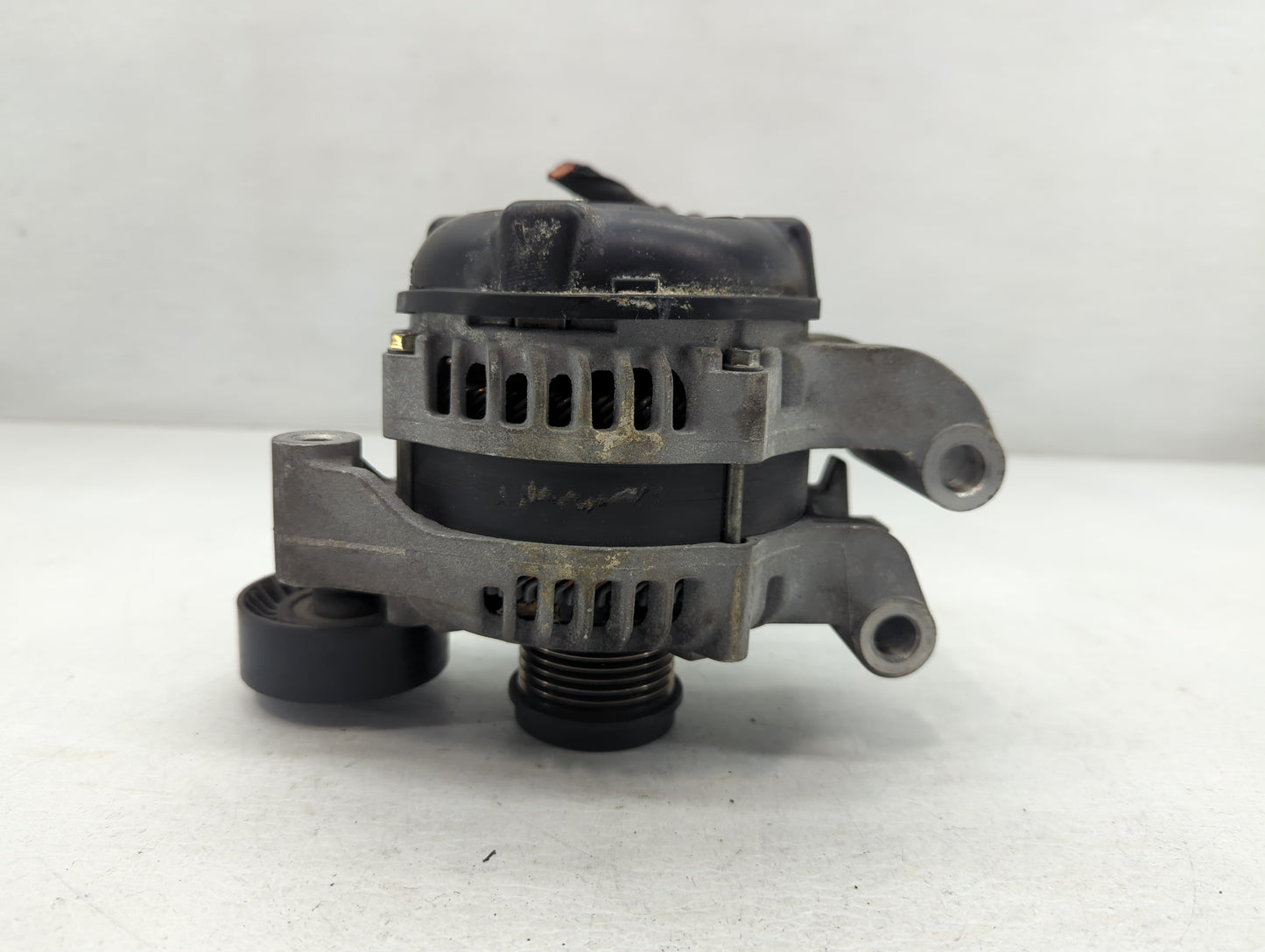 2016-2020 Ford Fusion Alternator Replacement Generator Charging Assembly Engine OEM P/N:TN104210-2911 HS7T-10300-AA Fits OEM