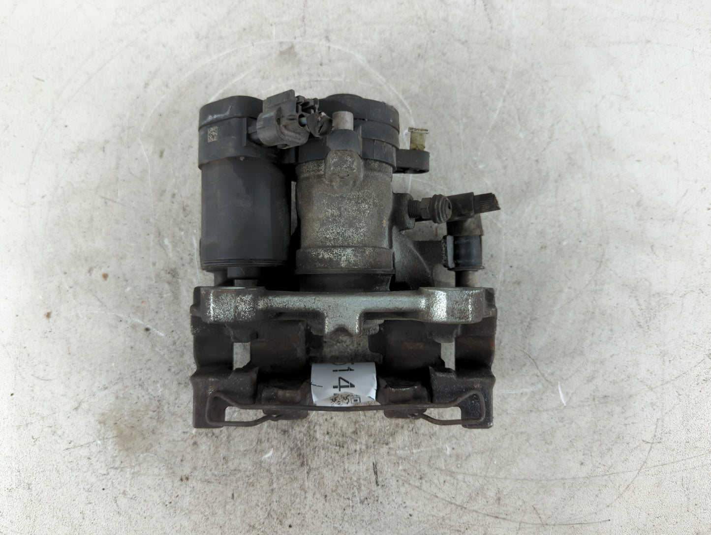 2013-2020 Ford Fusion Front Driver Left Brake Caliper - Oemusedautoparts1.com
