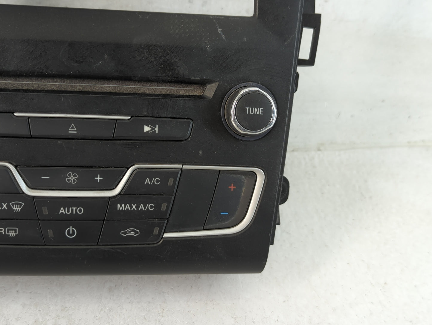 2017 Ford Fusion Climate Control Module Temperature AC/Heater Replacement Fits OEM Used Auto Parts - Oemusedautoparts1.com