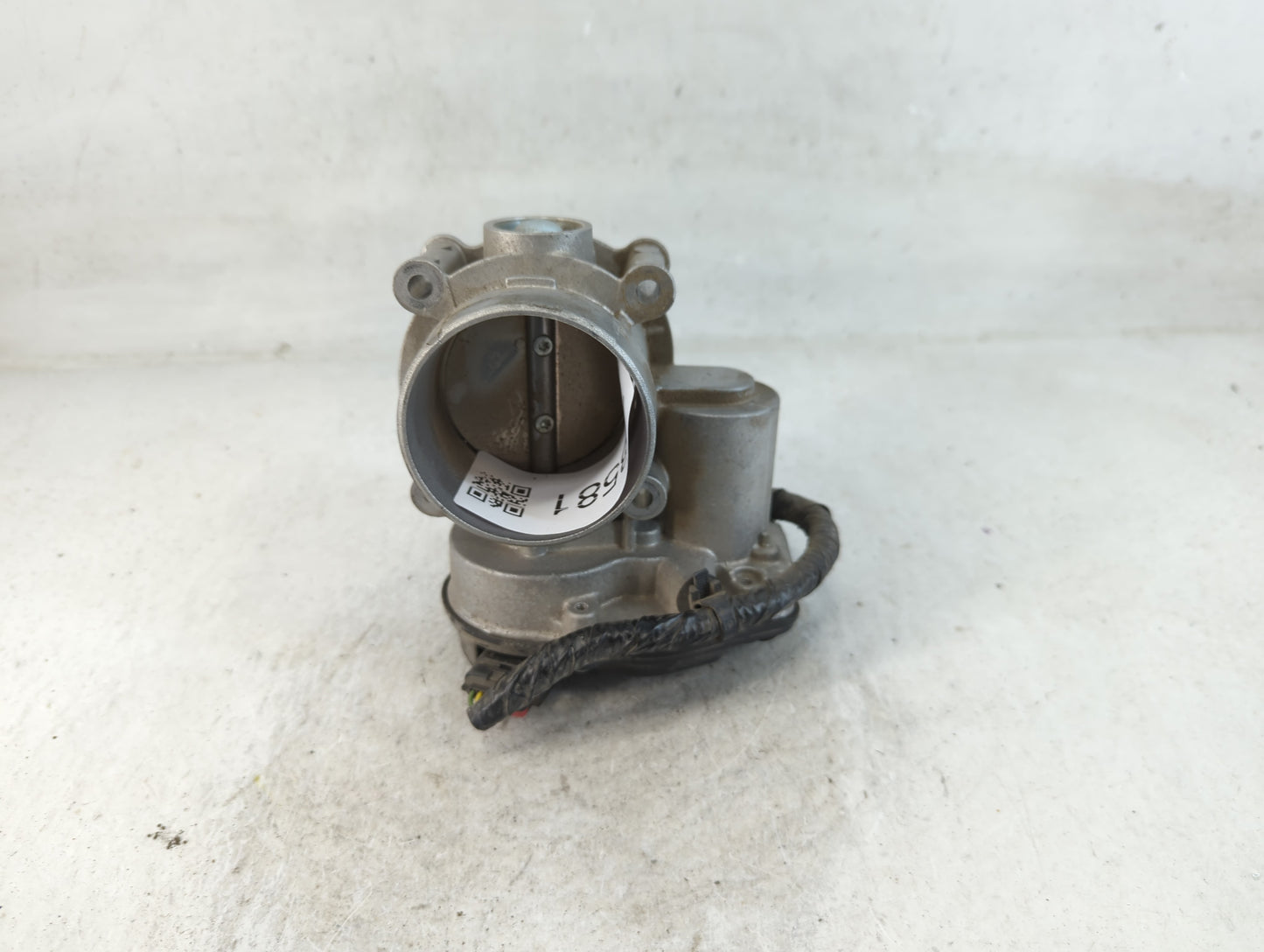 2013-2020 Ford Fusion Throttle Body P/N:DS7E-9F991-AJ Fits Fits 2013 2014 2015 2016 2017 2018 2019 2020 2021 2022 OEM Used A