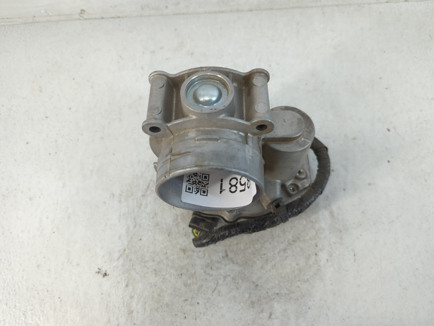 2013-2020 Ford Fusion Throttle Body P/N:DS7E-9F991-AJ Fits Fits 2013 2014 2015 2016 2017 2018 2019 2020 2021 2022 OEM Used A