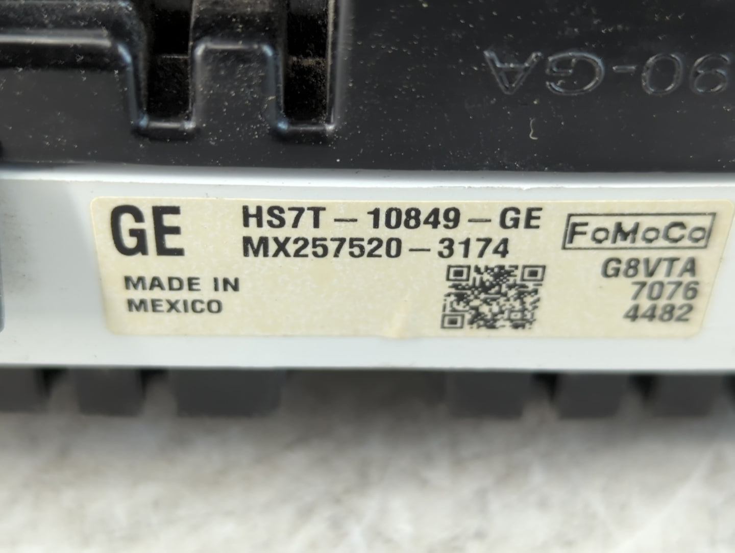 2017 Ford Fusion Instrument Cluster Speedometer Gauges P/N:MX257520-3174 HS7T-10849-GE Miles: Fits OEM Used Auto Parts - Oem