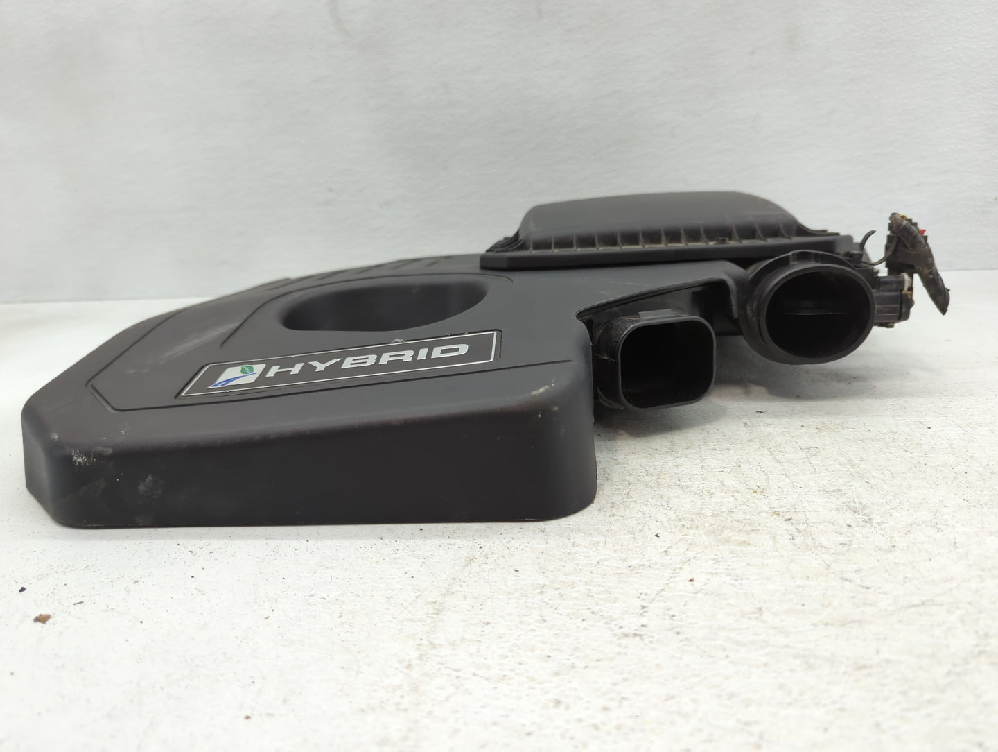 2017 Ford Fusion Engine Cover - Oemusedautoparts1.com
