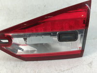 2017-2018 Ford Fusion Tail Light Assembly Passenger Right OEM P/N:F00HTF406805 Fits Fits 2017 2018 OEM Used Auto Parts - Oem
