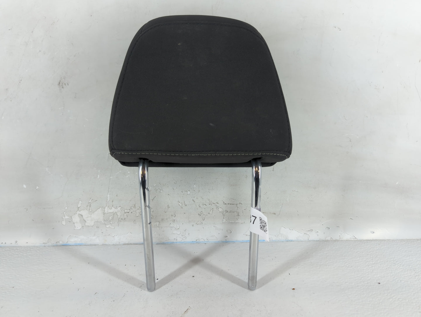 2017-2020 Ford Fusion Headrest Head Rest Front Driver Passenger Seat Fits Fits 2017 2018 2019 2020 OEM Used Auto Parts - Oem