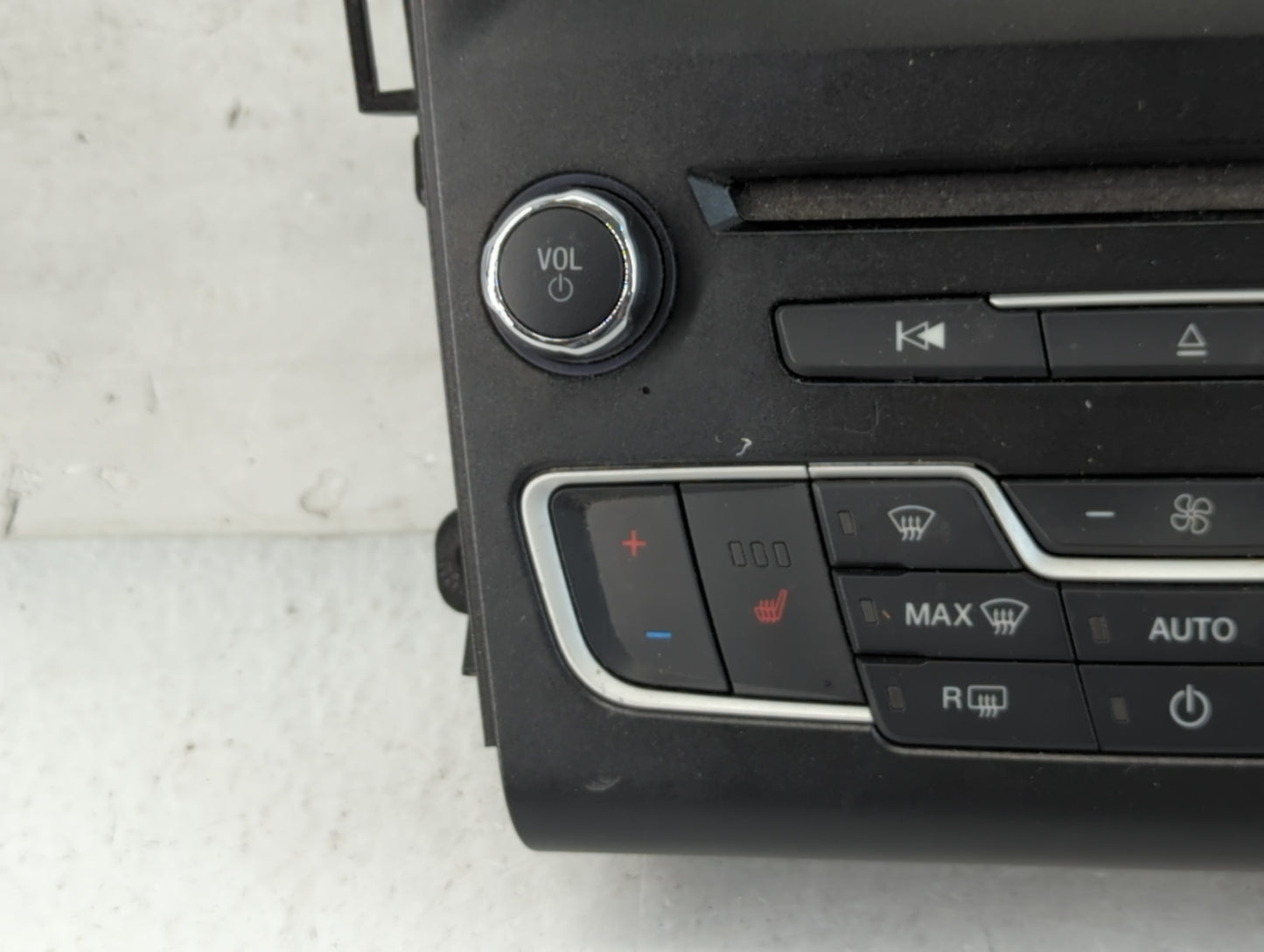 2017-2020 Ford Fusion Radio AM FM Cd Player Receiver Replacement P/N:HS7T-18E245-CHA Fits Fits 2017 2018 2019 2020 OEM Used 