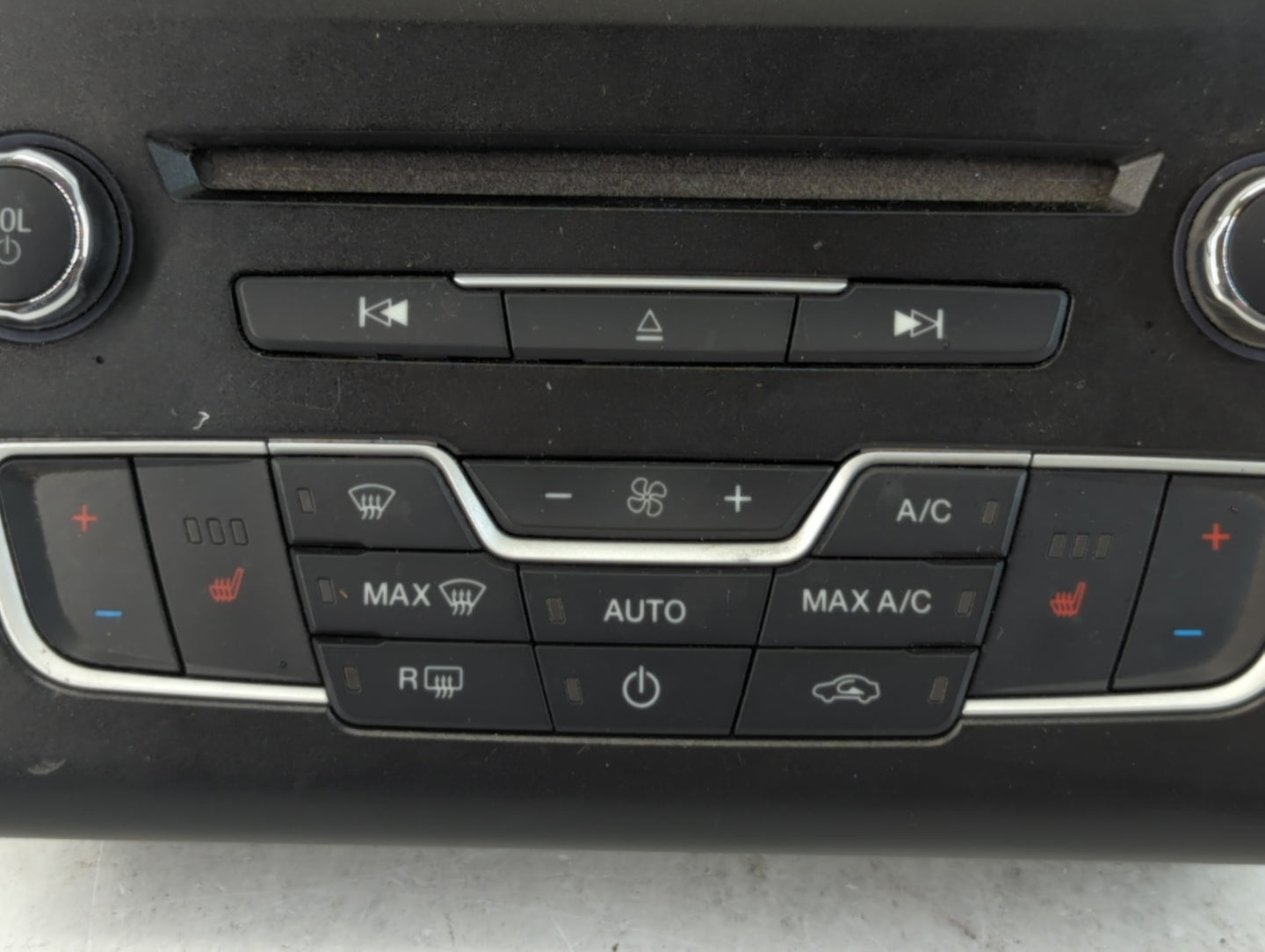 2017-2020 Ford Fusion Radio AM FM Cd Player Receiver Replacement P/N:HS7T-18E245-CHA Fits Fits 2017 2018 2019 2020 OEM Used 