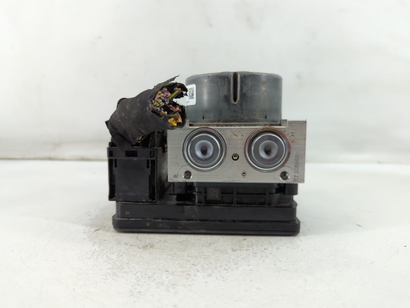 2017-2018 Ford Fusion ABS Pump Control Module Replacement P/N:HG9C-2C555-AH Fits Fits 2017 2018 OEM Used Auto Parts - Oemuse