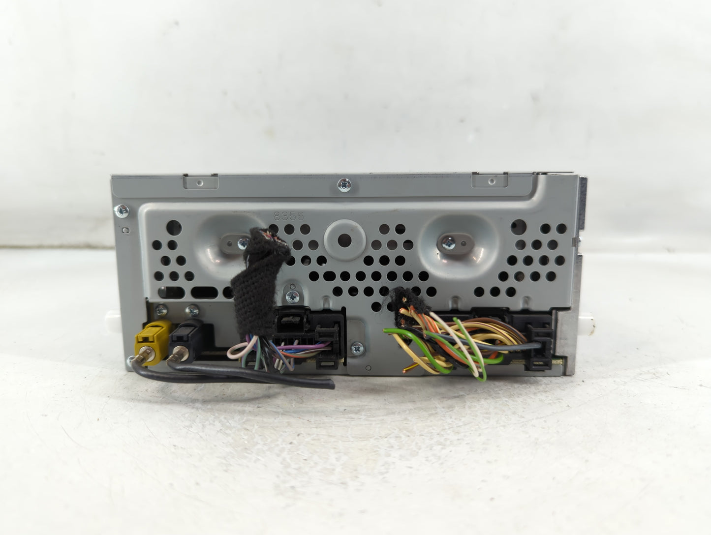 2017 Ford Fusion Radio AM FM Cd Player Receiver Replacement P/N:CQ-FJ25E4UMB Fits OEM Used Auto Parts - Oemusedautoparts1.co