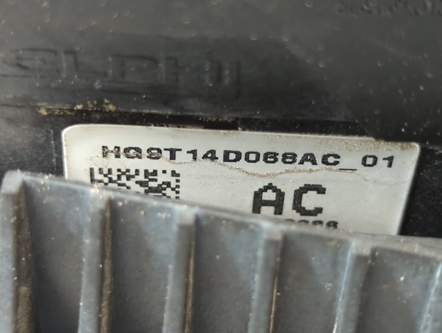 2017-2020 Ford Fusion Fusebox Fuse Box Panel Relay Module P/N:HG9T14D068AC Fits Fits 2017 2018 2019 2020 OEM Used Auto Parts