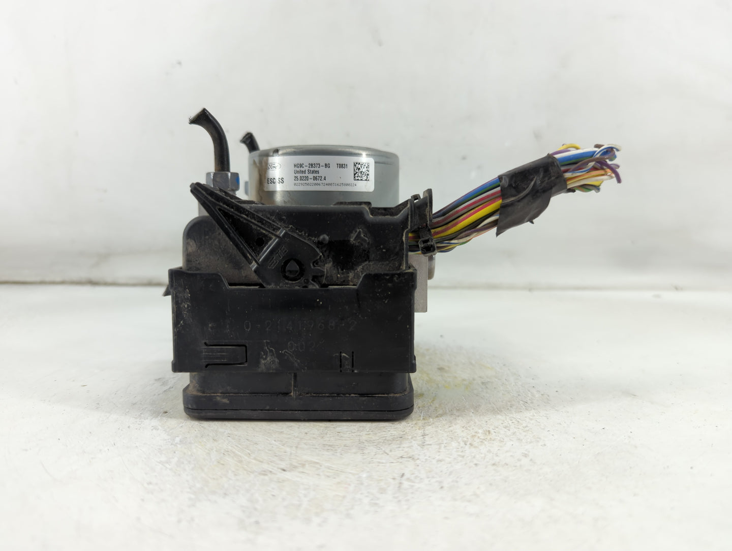 2017-2018 Ford Fusion ABS Pump Control Module Replacement P/N:HG9C-2B373-BG Fits Fits 2017 2018 OEM Used Auto Parts - Oemuse