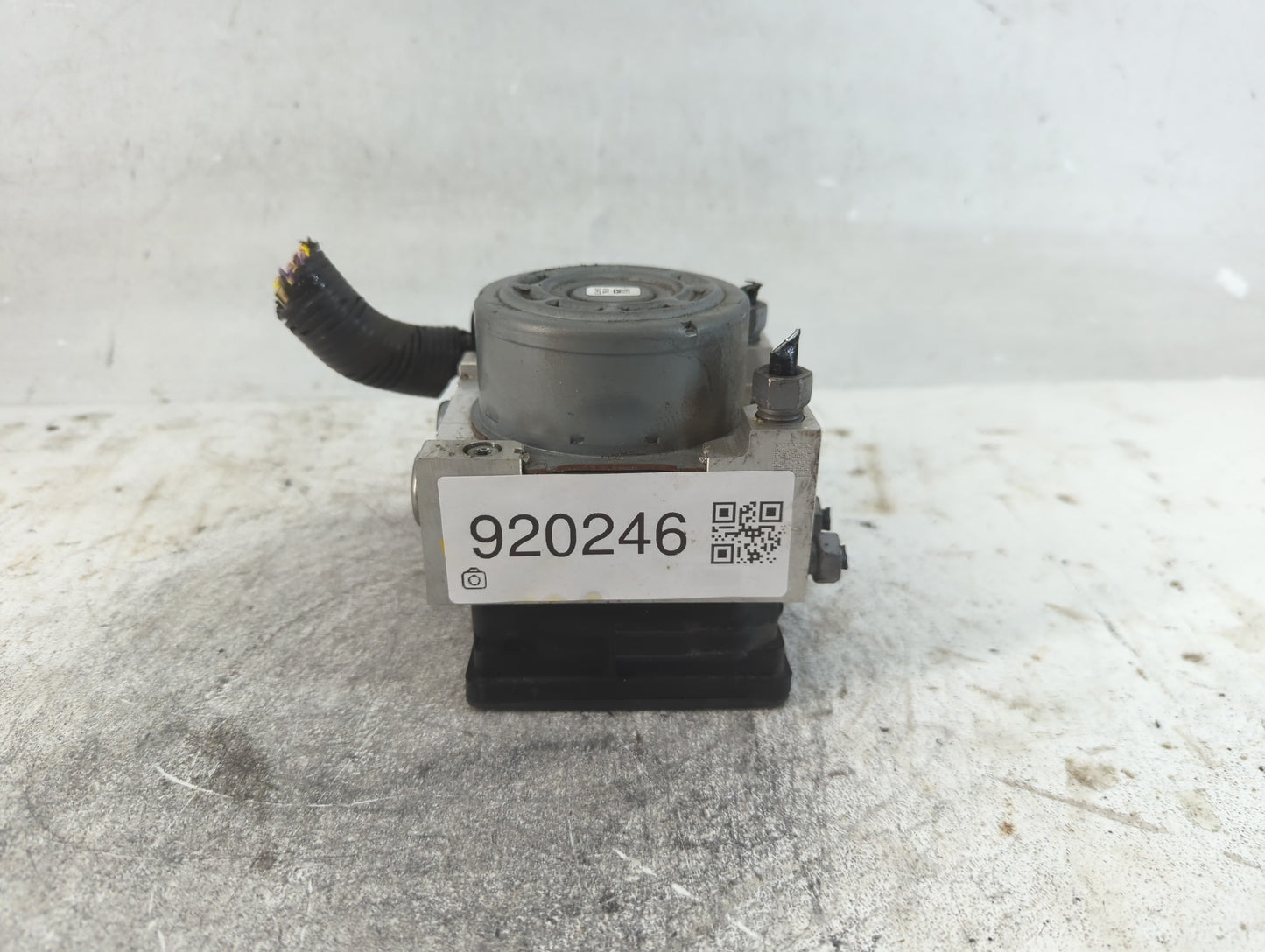 2017-2018 Ford Fusion ABS Pump Control Module Replacement P/N:HG9C-2B373-AH Fits Fits 2017 2018 OEM Used Auto Parts - Oemuse