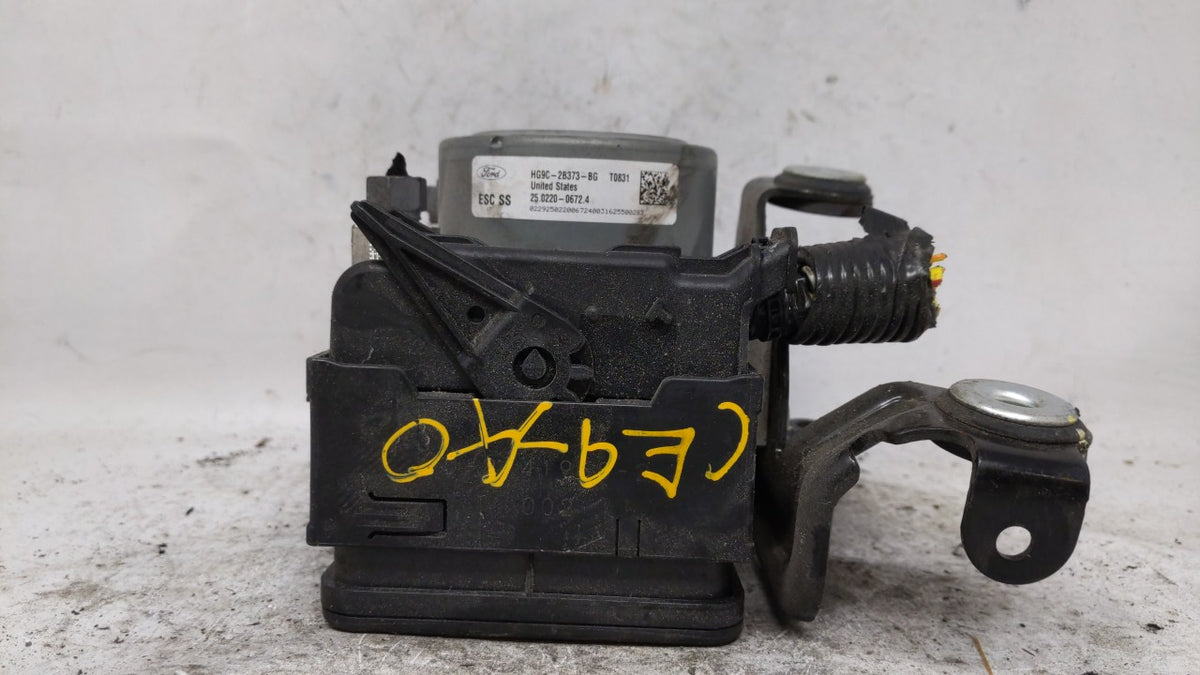 2017-2018 Ford Fusion Anti-Lock Brake ABS Pump Module Actuator OEM P/N:HG9C-2B373-BG Fits Fits 2017 2018 OEM Used Auto Parts