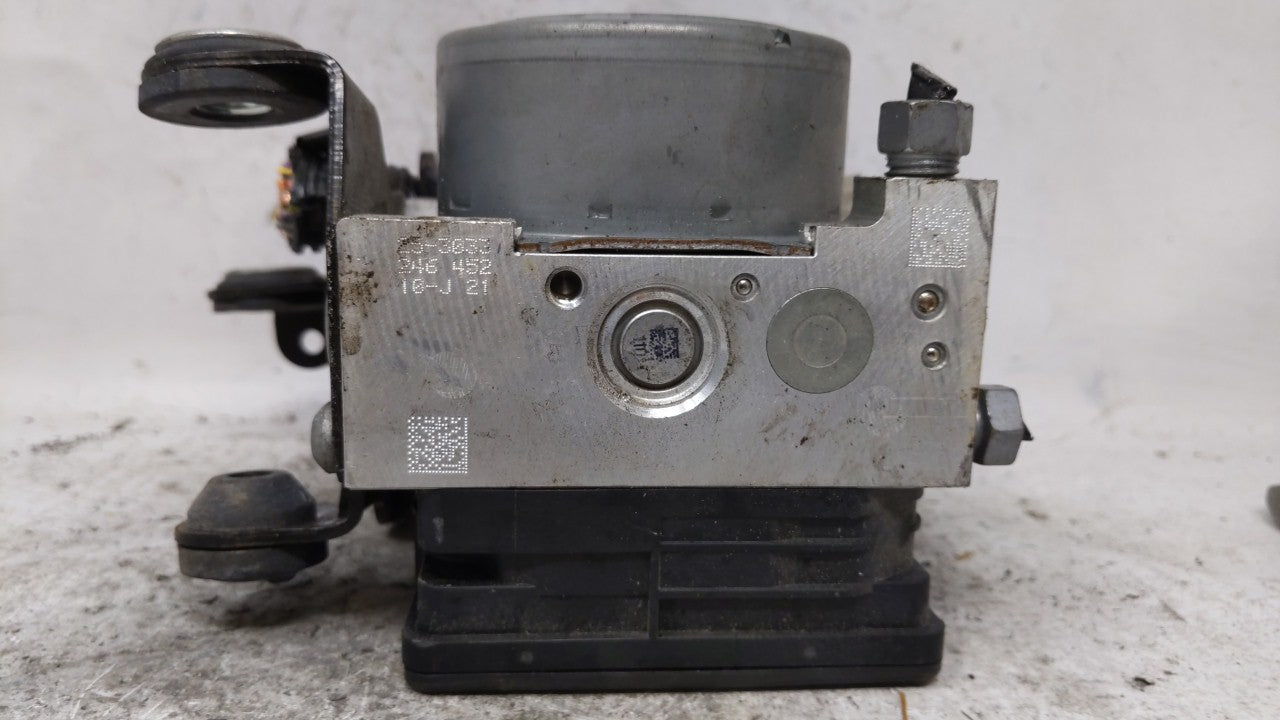 2017-2018 Ford Fusion ABS Pump Control Module Replacement P/N:HG9C-2B373-BG Fits Fits 2017 2018 OEM Used Auto Parts - Oemuse