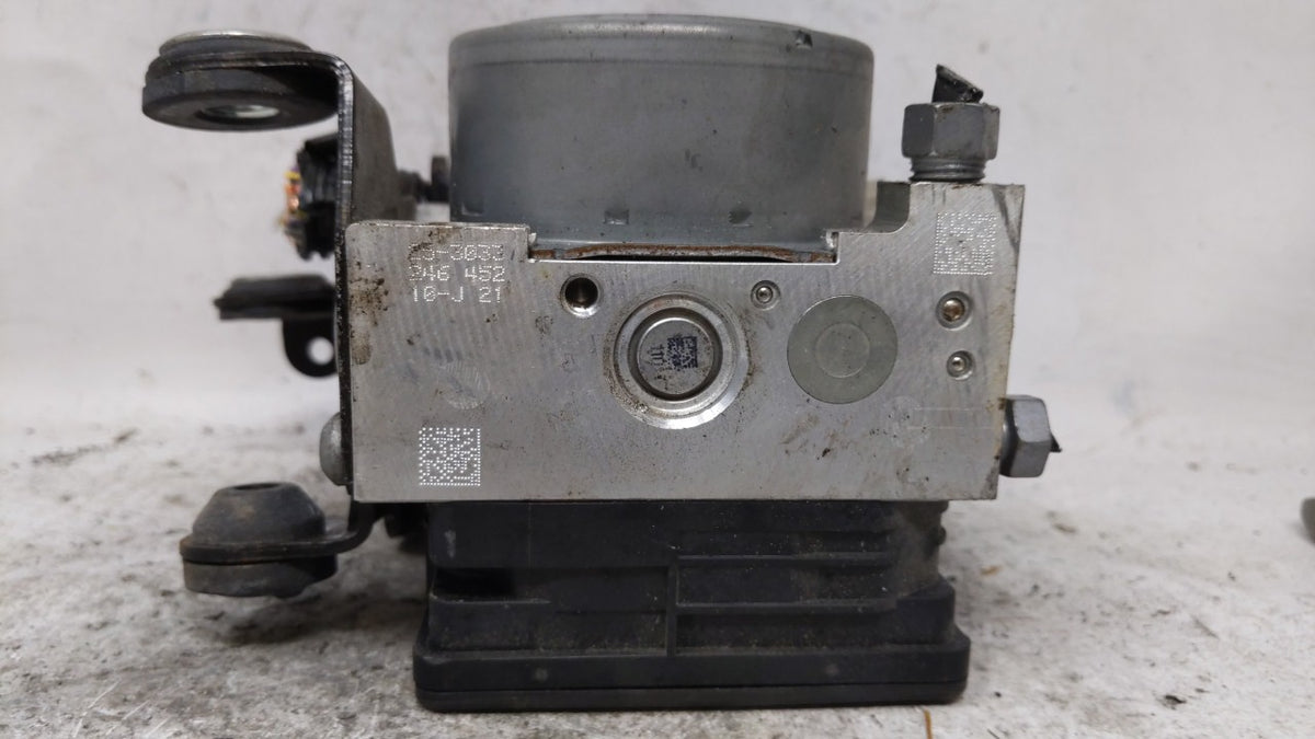 2017-2018 Ford Fusion Anti-Lock Brake ABS Pump Module Actuator OEM P/N:HG9C-2B373-BG Fits Fits 2017 2018 OEM Used Auto Parts