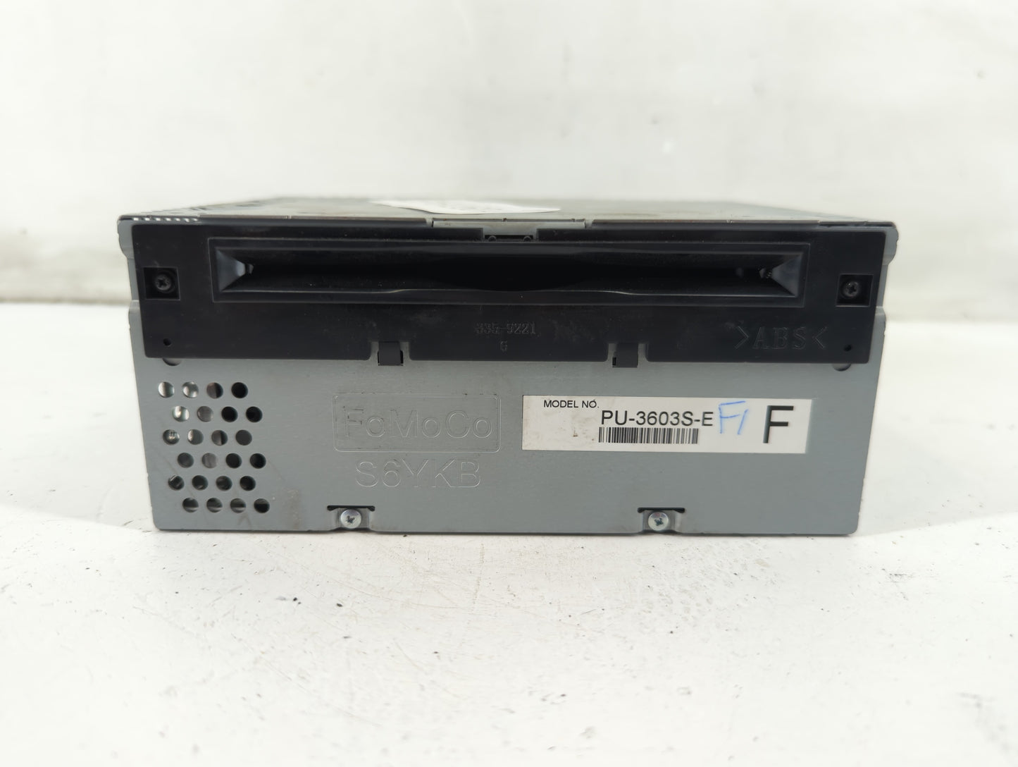 2016 Ford Mustang Radio AM FM Cd Player Receiver Replacement P/N:HR3T-19C107-DB Fits OEM Used Auto Parts - Oemusedautoparts1