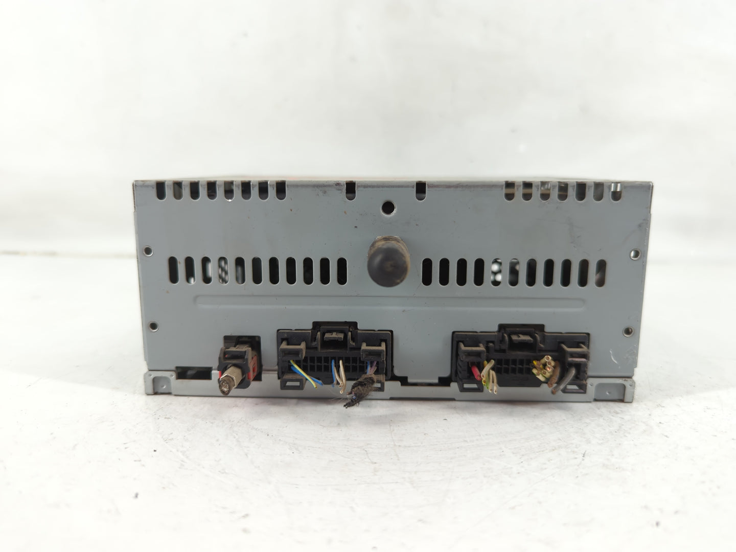 2017-2018 Ford Mustang Radio AM FM Cd Player Receiver Replacement P/N:HR3T-19C107-DC HR3T-19C107-EB Fits Fits 2017 2018 OEM 