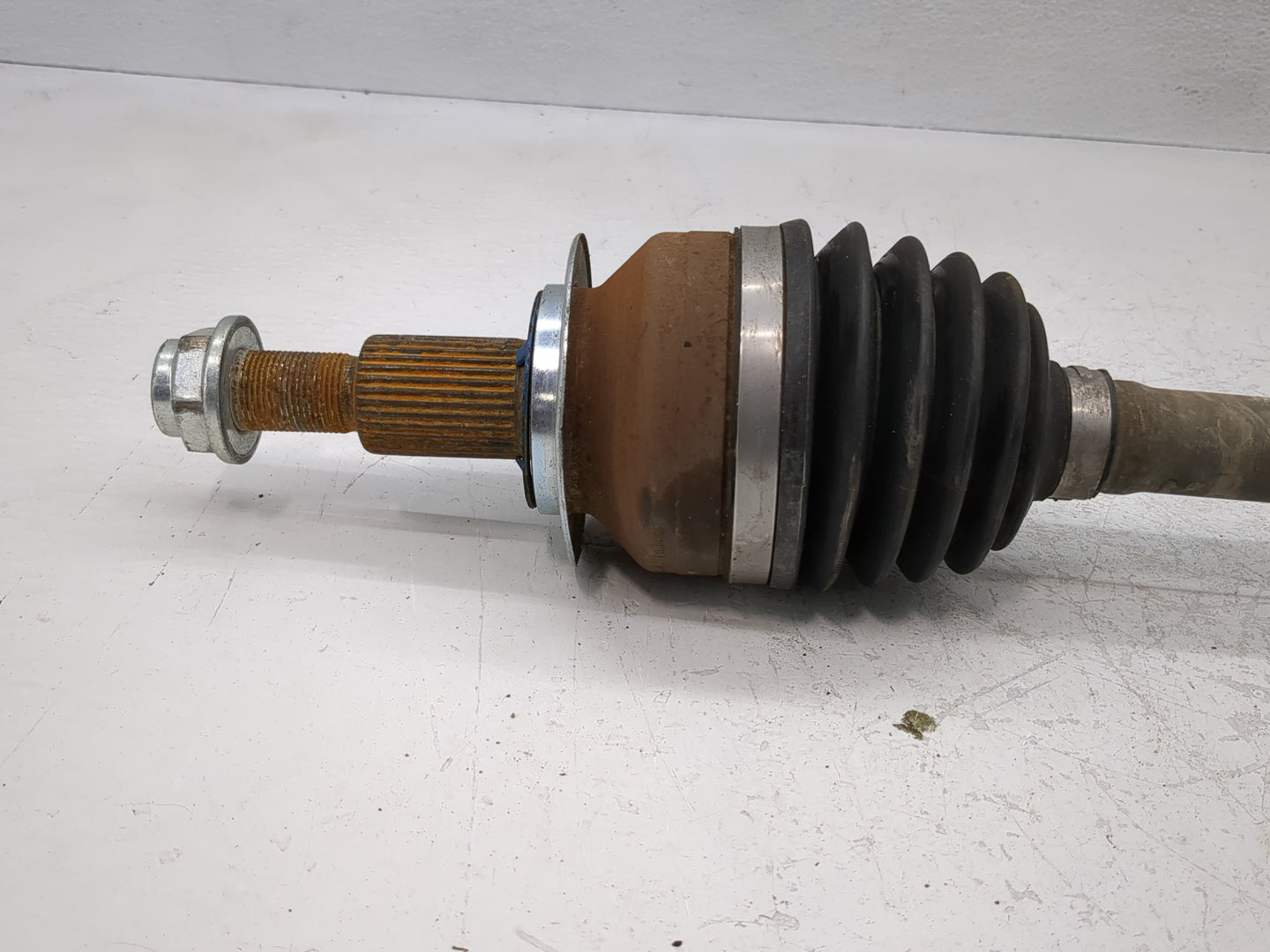 2015-2022 Ford Mustang Axle Shaft Front Passenger Cv C/v - Oemusedautoparts1.com