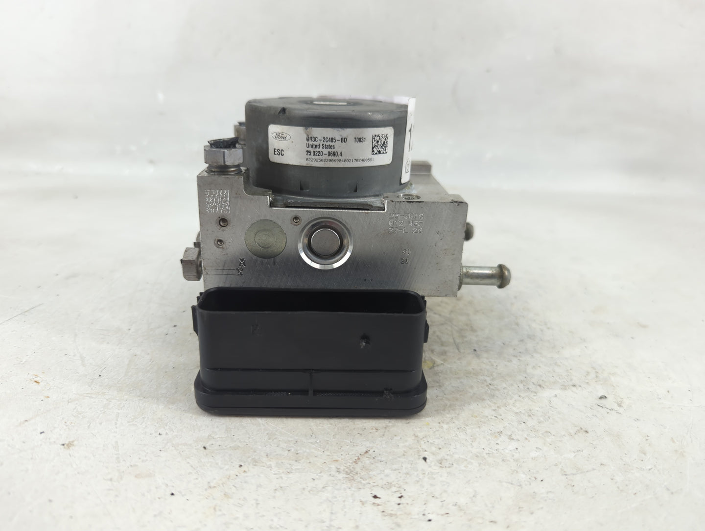 2015-2020 Ford Mustang ABS Pump Control Module Replacement P/N:GR3C-2C405-BD Fits Fits 2015 2016 2017 2018 2019 2020 OEM Use
