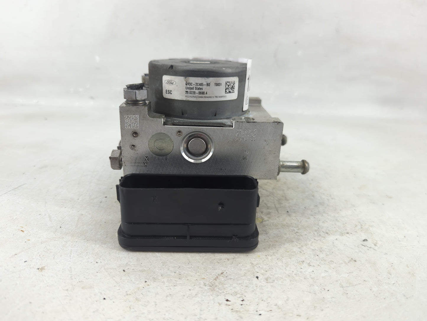 2015-2020 Ford Mustang ABS Pump Control Module Replacement P/N:GR3C-2C405-BD Fits Fits 2015 2016 2017 2018 2019 2020 OEM Use