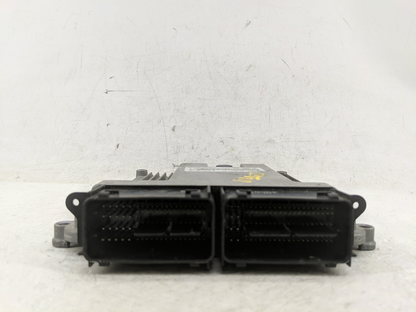 2015-2017 Ford Mustang PCM Engine Control Computer ECU ECM PCU OEM P/N:GR3A-12A650-AZA Fits Fits 2015 2016 2017 OEM Used Aut