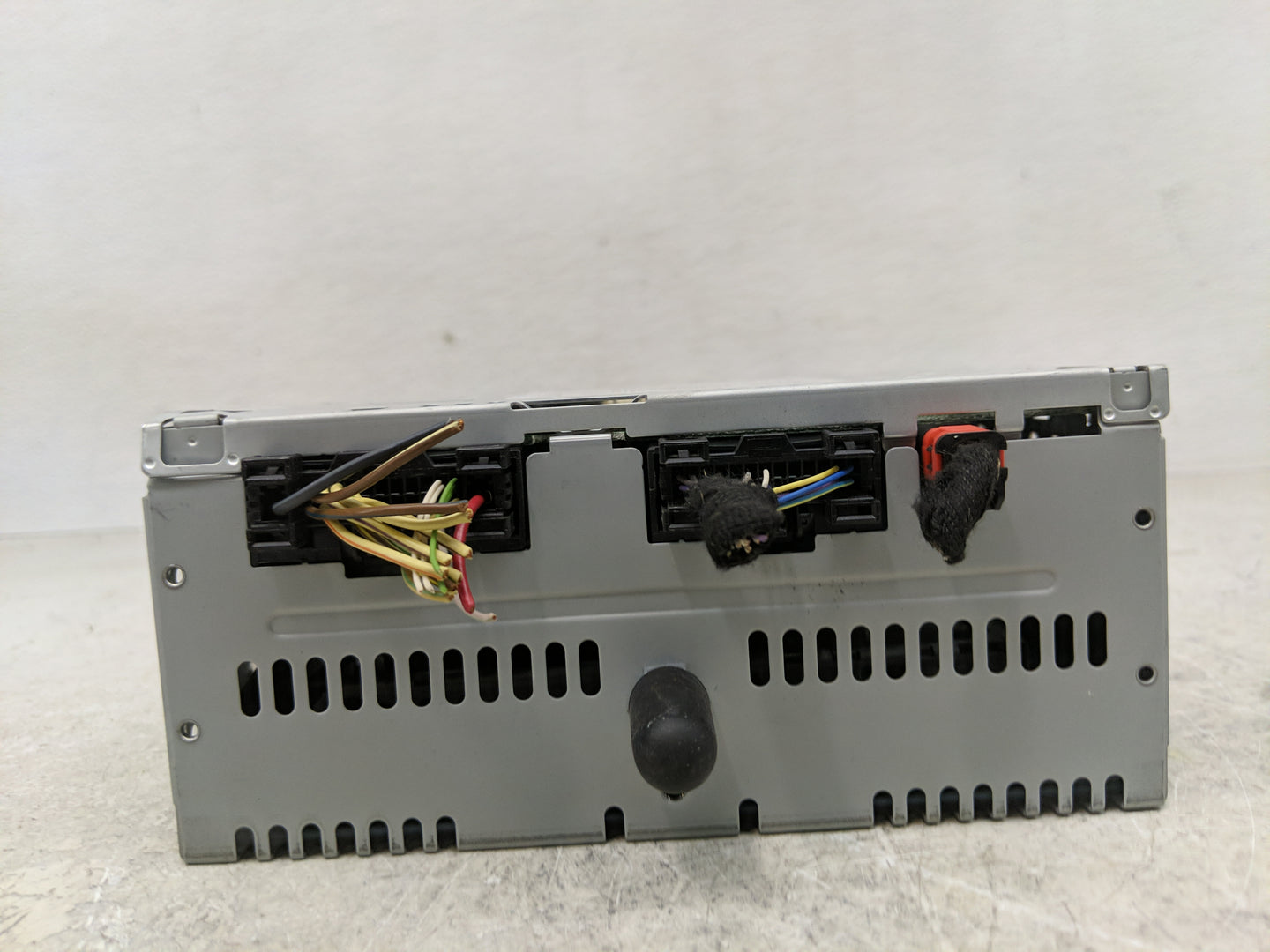 2017 Ford Mustang Radio AM FM Cd Player Receiver Replacement P/N:HR3T-19C107-DB Fits OEM Used Auto Parts - Oemusedautoparts1
