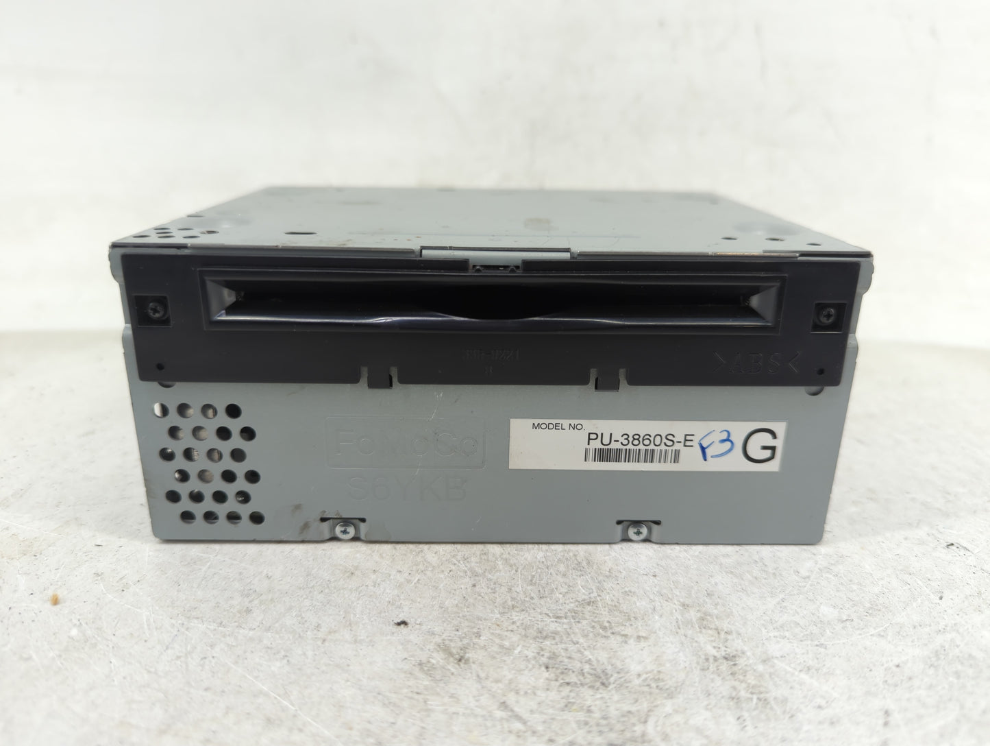 2017 Ford Mustang Radio AM FM Cd Player Receiver Replacement P/N:HR3T-19C107-EC Fits OEM Used Auto Parts - Oemusedautoparts1