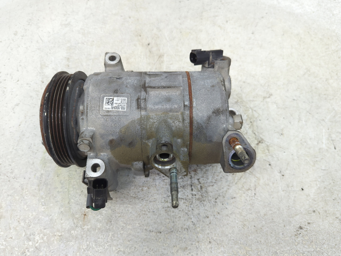 2015-2022 Ford Mustang Air Conditioning A/c Ac Compressor Oem - Oemusedautoparts1.com