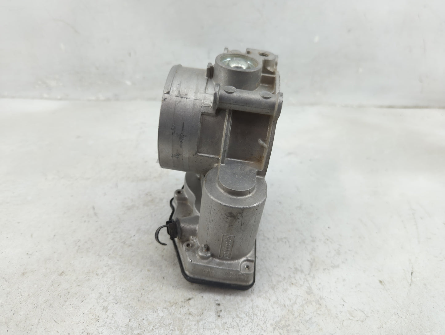 2011-2017 Ford Mustang Throttle Body P/N:AT4E-9F991-EL Fits Fits 2011 2012 2013 2014 2015 2016 2017 2018 2019 OEM Used Auto 