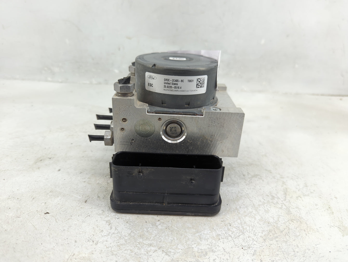 2015-2020 Ford Mustang ABS Pump Control Module Replacement P/N:GR3C-2C219-BC Fits Fits 2015 2016 2017 2018 2019 2020 OEM Use