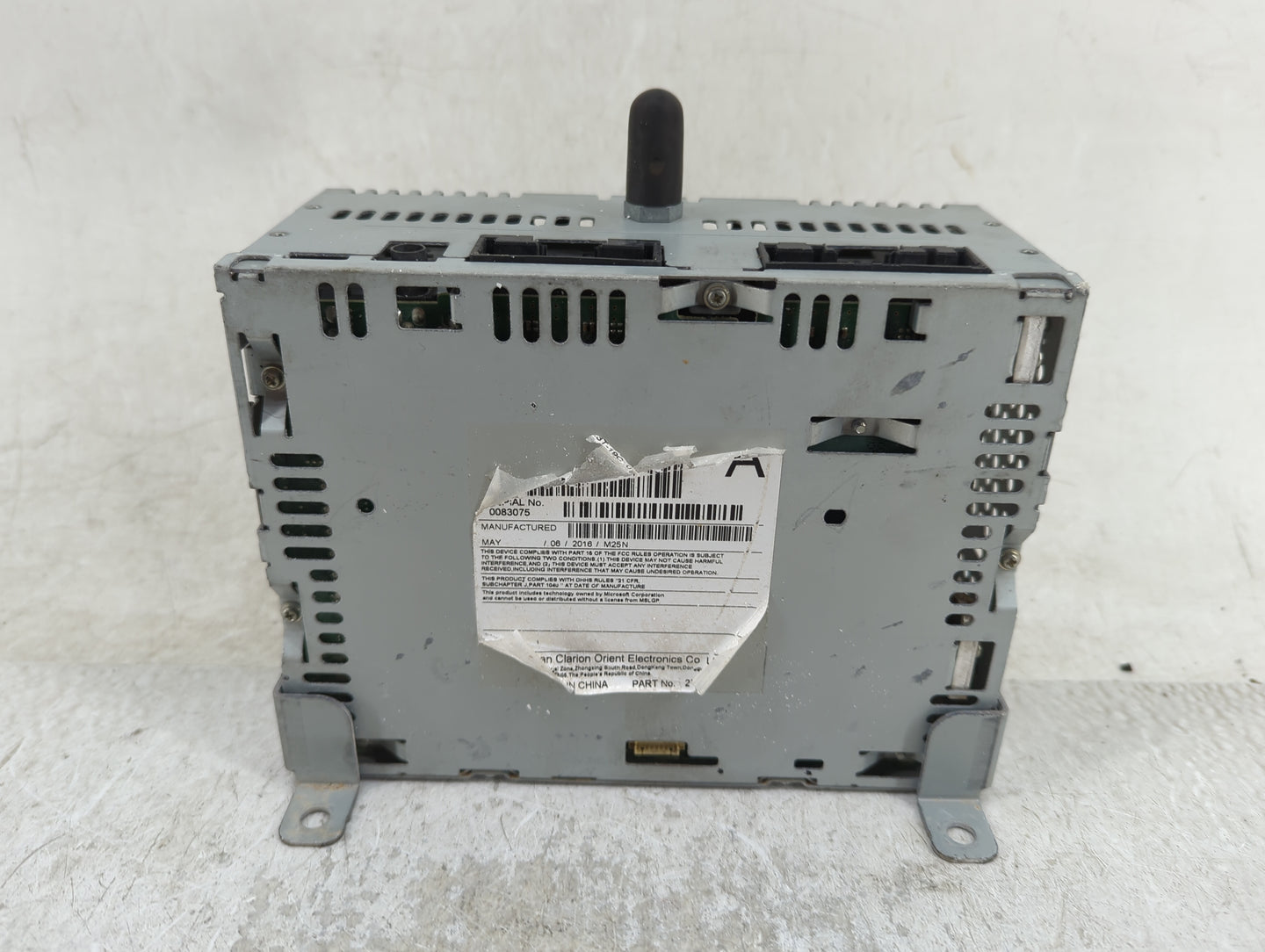 2016-2017 Ford Mustang Radio AM FM Cd Player Receiver Replacement P/N:GR3T-19C107-AB Fits Fits 2016 2017 OEM Used Auto Parts