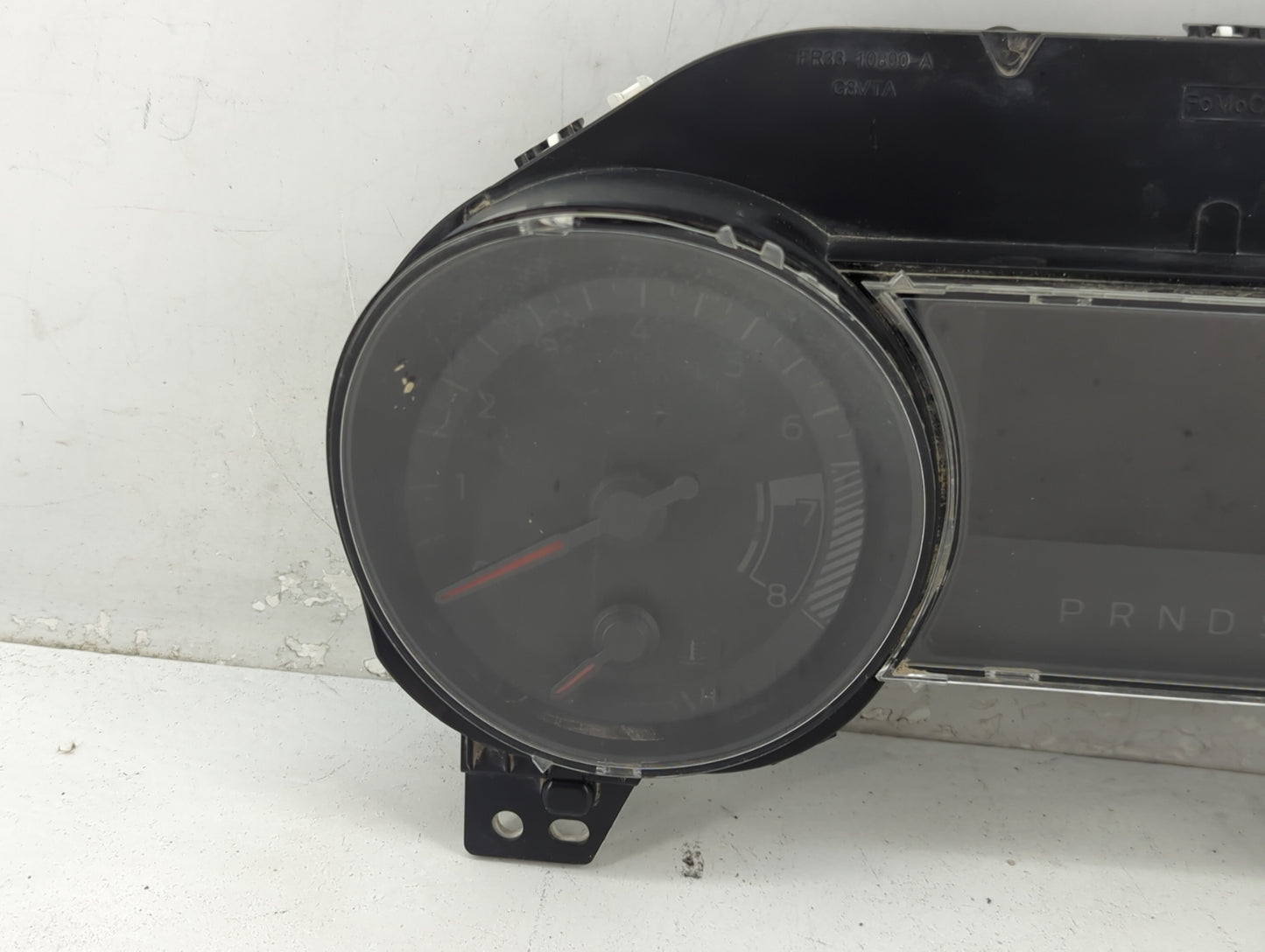 2016-2017 Ford Mustang Instrument Cluster Speedometer Gauges P/N:GR3T-10849-AF Fits Fits 2016 2017 OEM Used Auto Parts - Oem