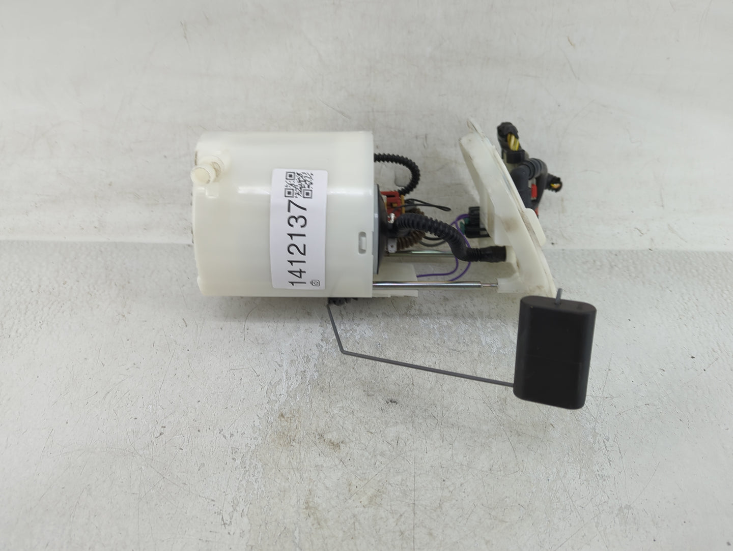 2015-2017 Ford Mustang Electrical Gas Fuel Pump Assembly - Oemusedautoparts1.com