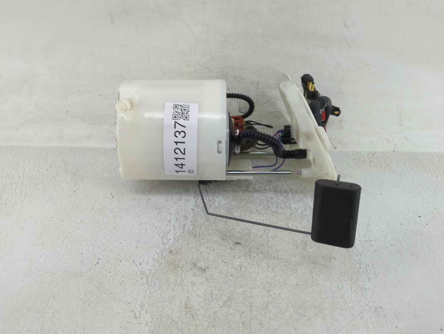 2015-2017 Ford Mustang Electrical Gas Fuel Pump Assembly - Oemusedautoparts1.com